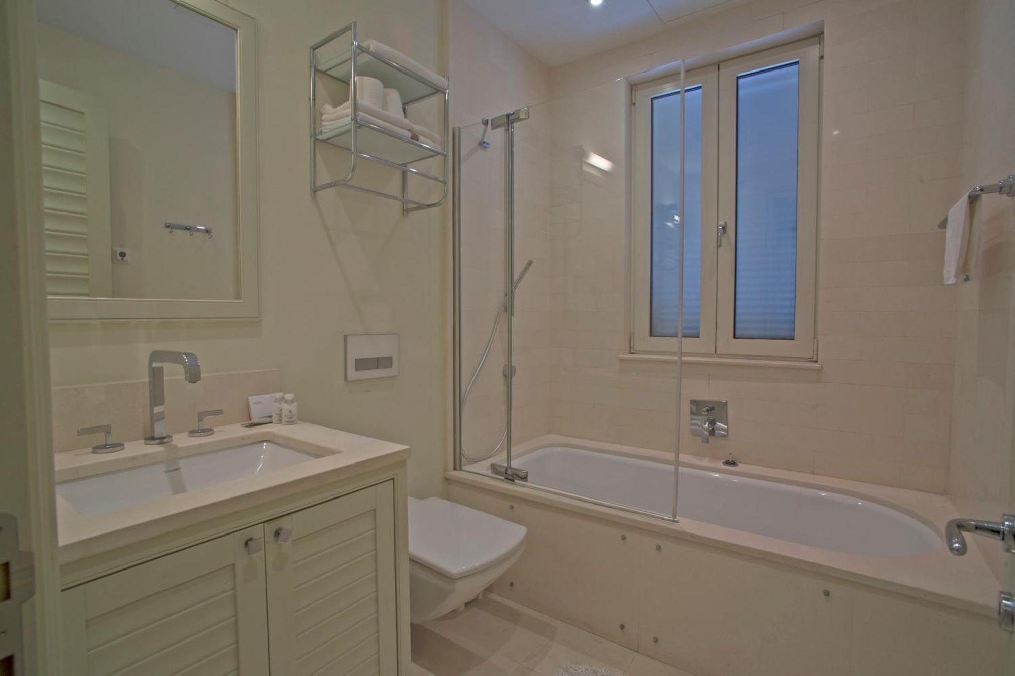Porto Montenegro Zeta 102 - Cozy Studio Тиват Екстер'єр фото