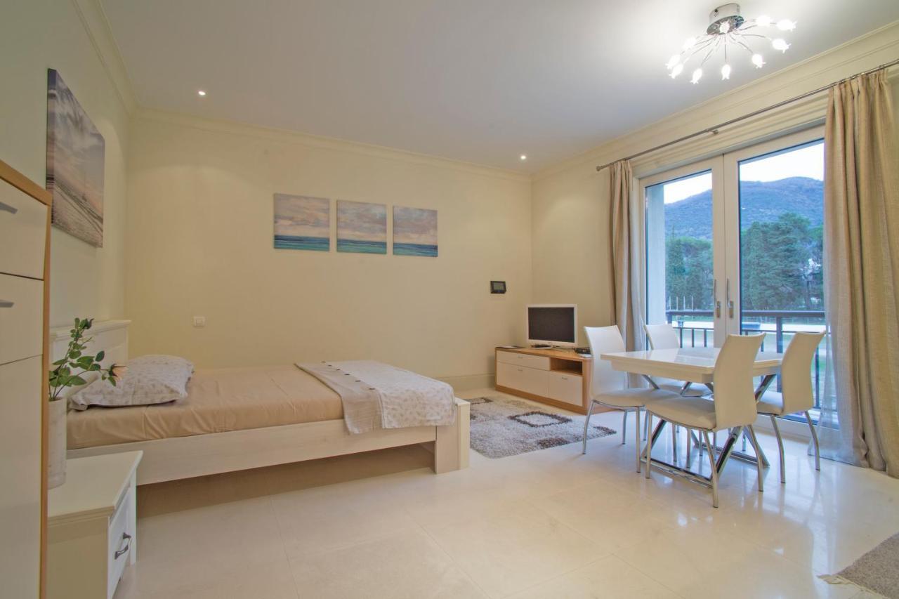 Porto Montenegro Zeta 102 - Cozy Studio Тиват Екстер'єр фото
